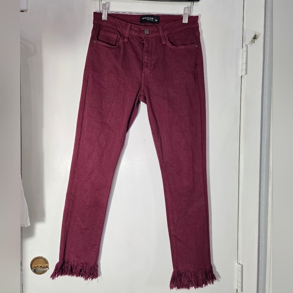 Just Black Denim Maroon Cropped Jeans Fringe Hem Sz 26